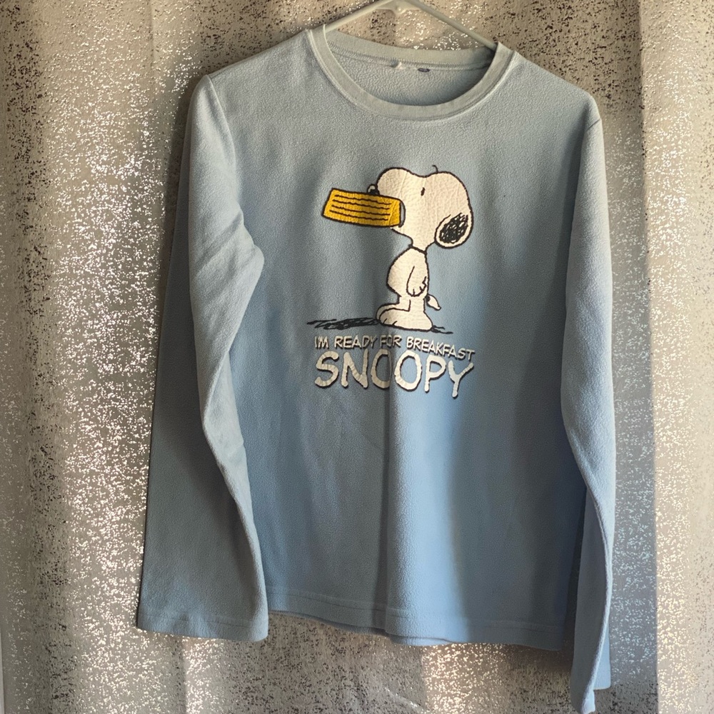 Snoopy sweater